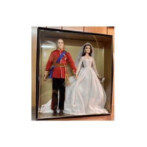 William and Catherine Royal Wedding Gold Label Collection
